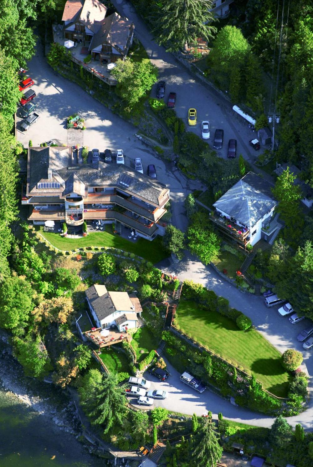 Sunshine Coast Resort Madeira Park Exterior photo
